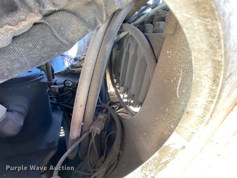 image for item EL9583 2008 International WorkStar 7400  digger derrick truck