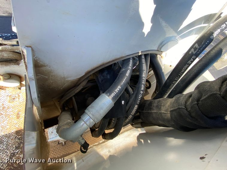 image for item EL9583 2008 International WorkStar 7400  digger derrick truck