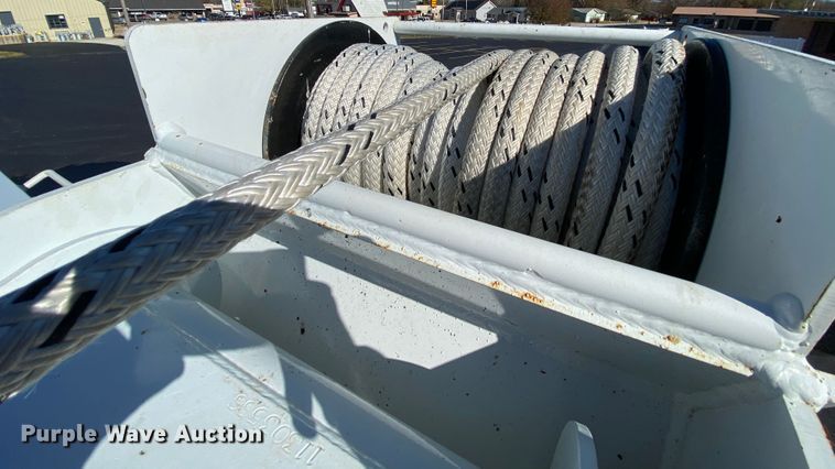 image for item EL9583 2008 International WorkStar 7400  digger derrick truck