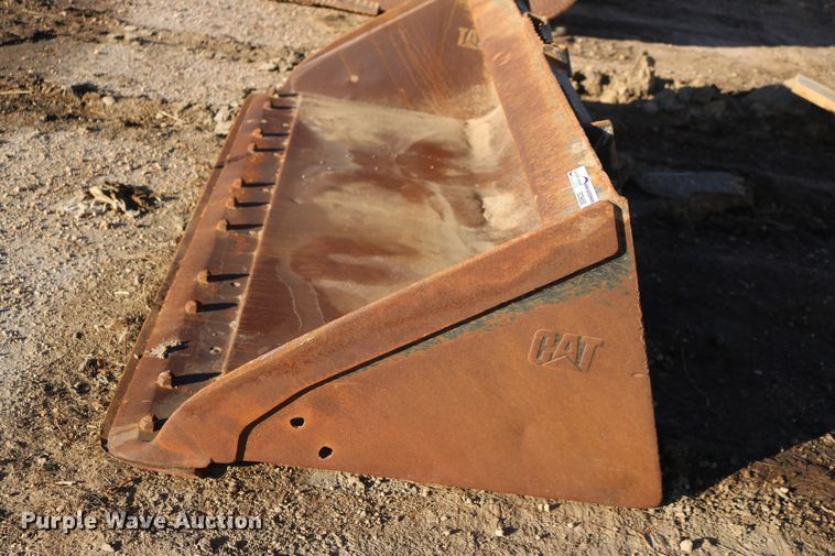 image for item EO9850 Caterpillar 270 73"W skid steer bucket