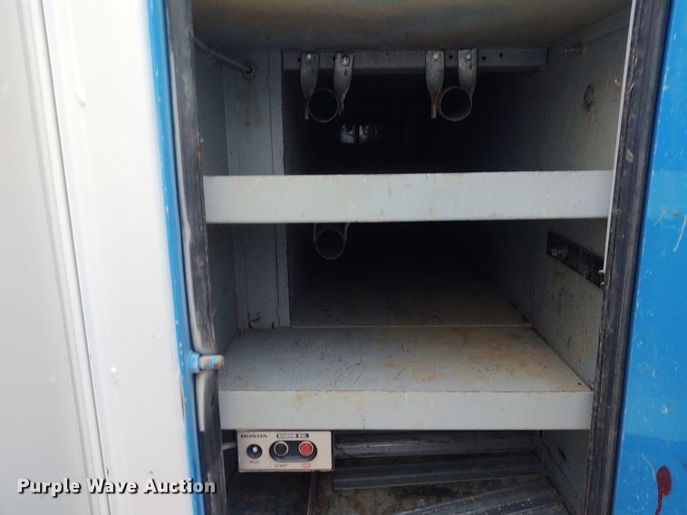 image for item EQ9463 2010 International WorkStar 7400  digger derrick truck