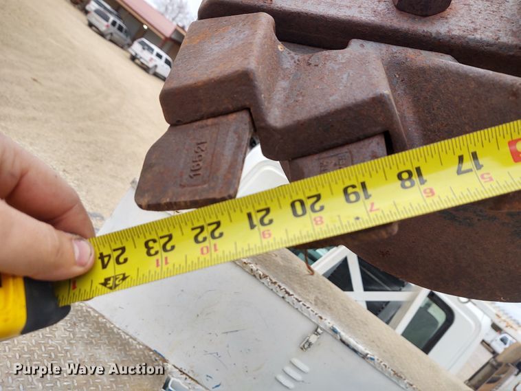 image for item EQ9463 2010 International WorkStar 7400  digger derrick truck