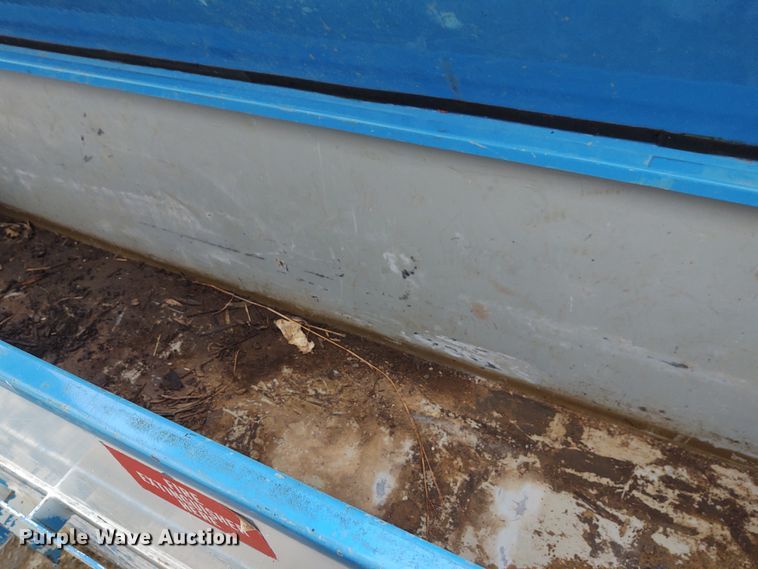 image for item EQ9463 2010 International WorkStar 7400  digger derrick truck