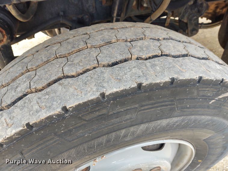 image for item EQ9463 2010 International WorkStar 7400  digger derrick truck