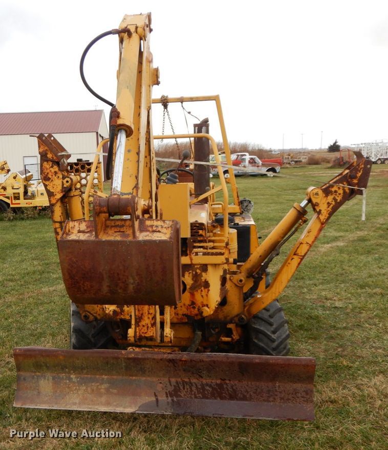 image for item FG9682 1996 Vermeer V4150A  trencher