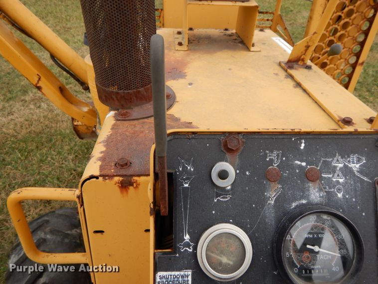 image for item FG9682 1996 Vermeer V4150A  trencher