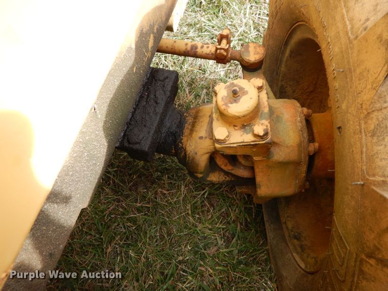 image for item FG9682 1996 Vermeer V4150A  trencher