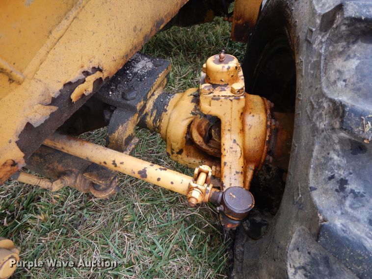 image for item FG9682 1996 Vermeer V4150A  trencher