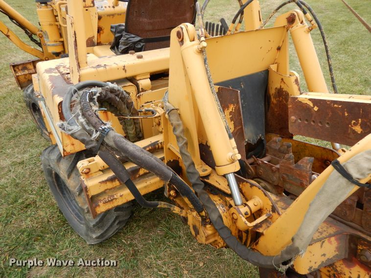 image for item FG9682 1996 Vermeer V4150A  trencher