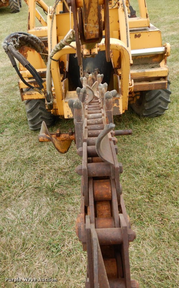 image for item FG9682 1996 Vermeer V4150A  trencher