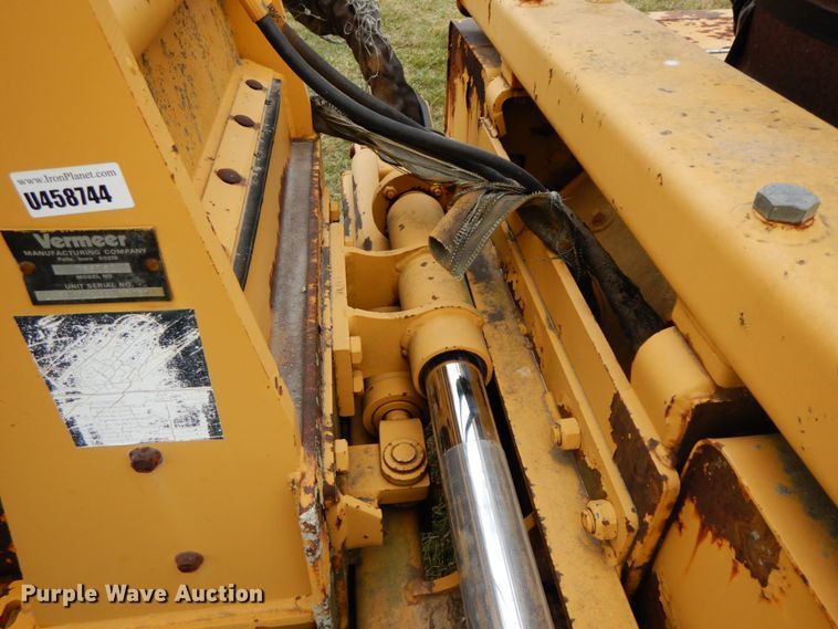 image for item FG9682 1996 Vermeer V4150A  trencher