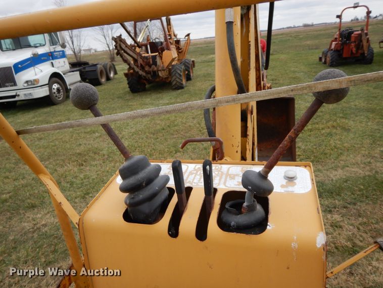 image for item FG9682 1996 Vermeer V4150A  trencher