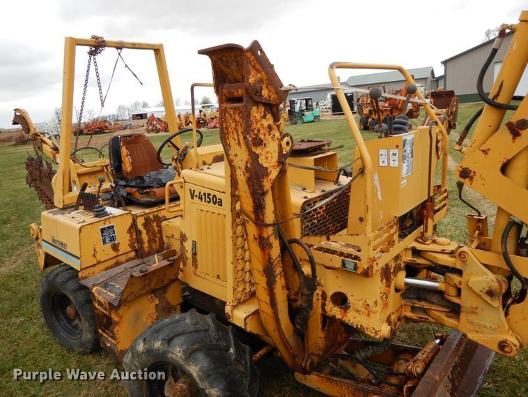 image for item FG9682 1996 Vermeer V4150A  trencher