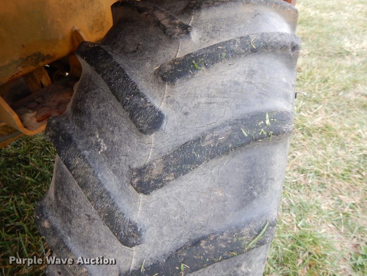 image for item FG9682 1996 Vermeer V4150A  trencher