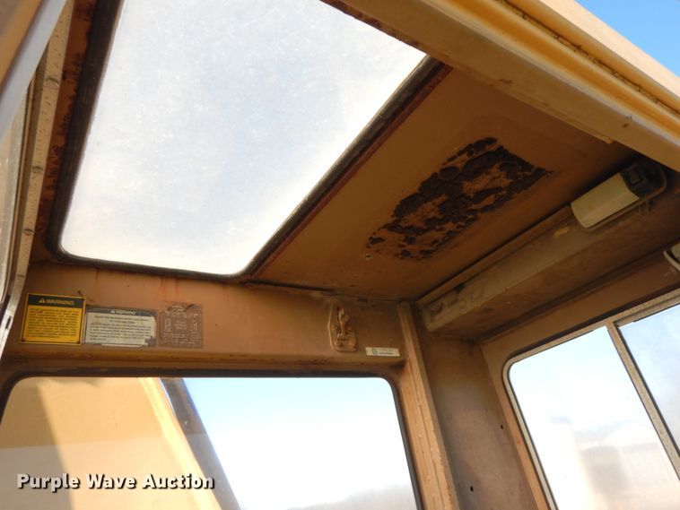 image for item FG9696 1989 Caterpillar 225B LC  excavator