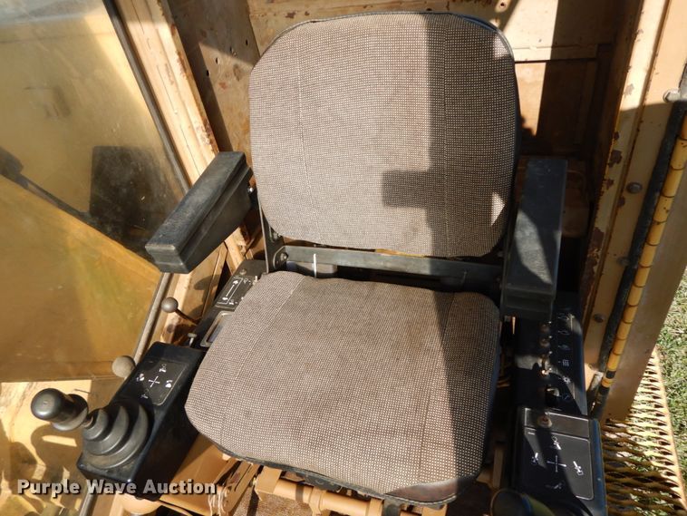 image for item FG9696 1989 Caterpillar 225B LC  excavator