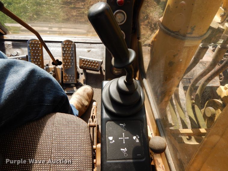 image for item FG9696 1989 Caterpillar 225B LC  excavator