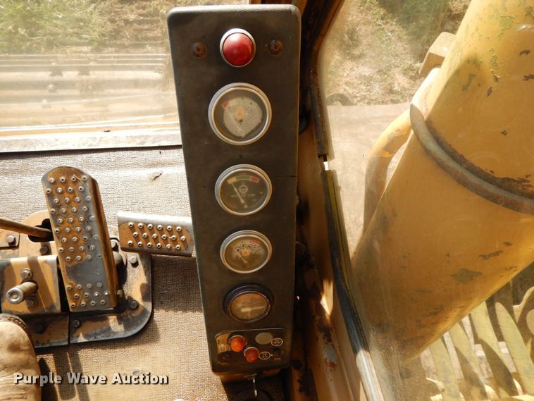 image for item FG9696 1989 Caterpillar 225B LC  excavator