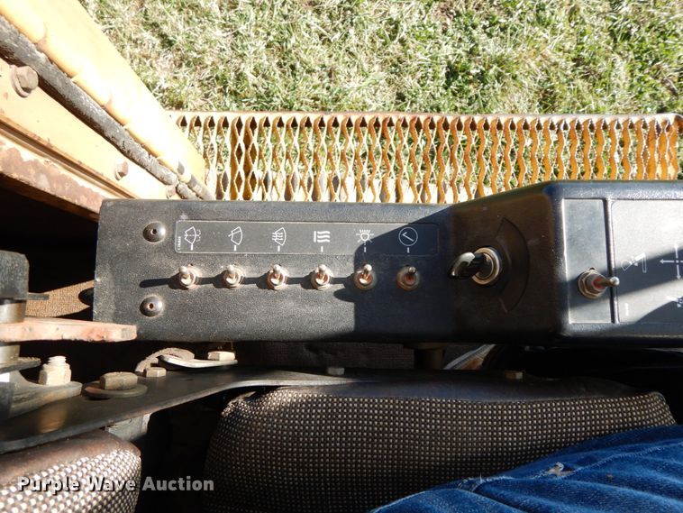 image for item FG9696 1989 Caterpillar 225B LC  excavator