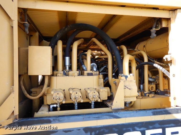 image for item FG9696 1989 Caterpillar 225B LC  excavator