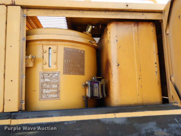 image for item FG9696 1989 Caterpillar 225B LC  excavator