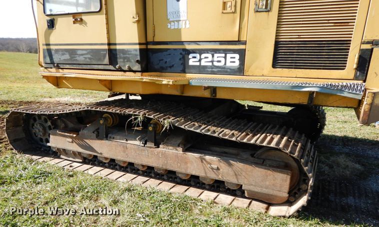 image for item FG9696 1989 Caterpillar 225B LC  excavator