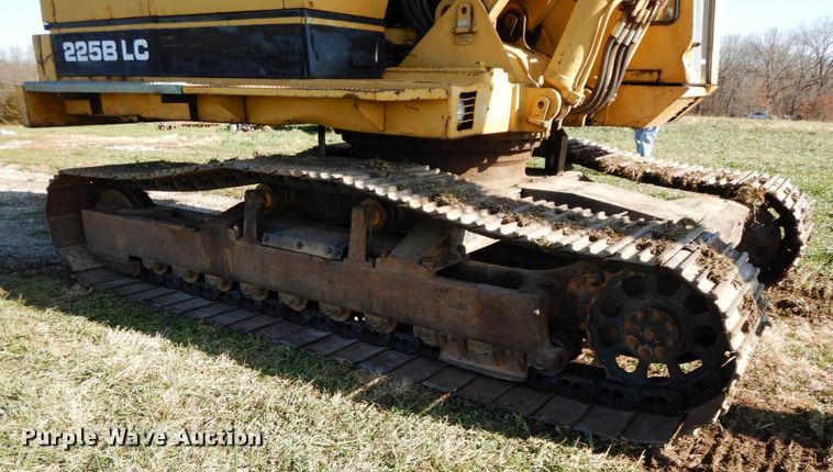 image for item FG9696 1989 Caterpillar 225B LC  excavator