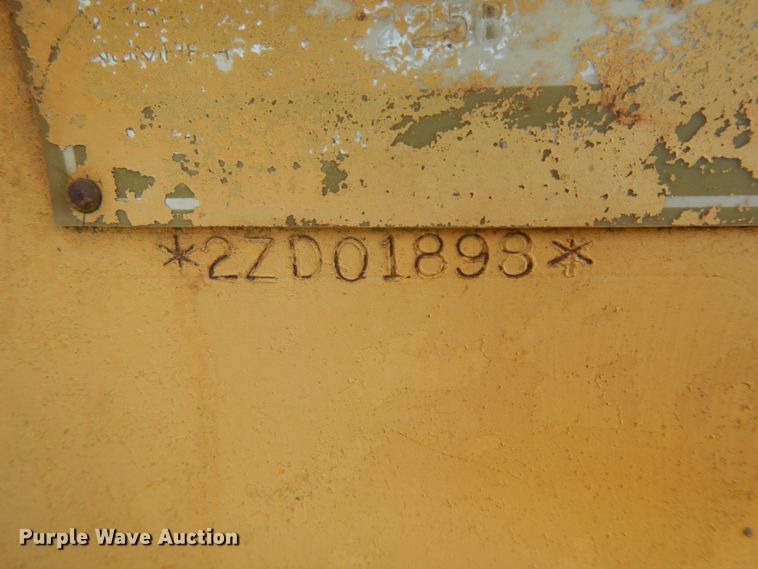 image for item FG9696 1989 Caterpillar 225B LC  excavator