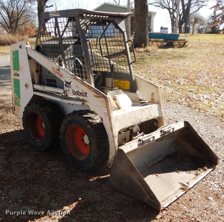 image for item FG9698 1988 Bobcat 642B  skid steer loader