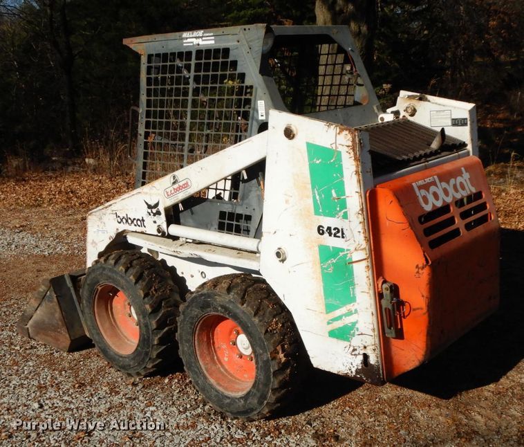 image for item FG9698 1988 Bobcat 642B  skid steer loader