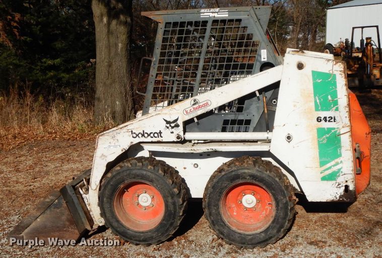image for item FG9698 1988 Bobcat 642B  skid steer loader