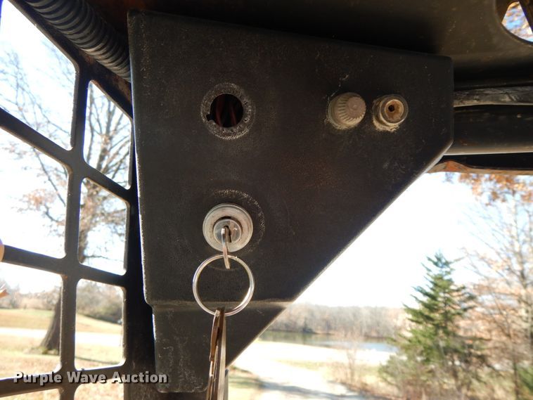 image for item FG9698 1988 Bobcat 642B  skid steer loader