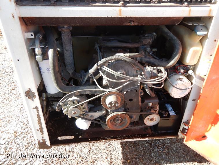 image for item FG9698 1988 Bobcat 642B  skid steer loader