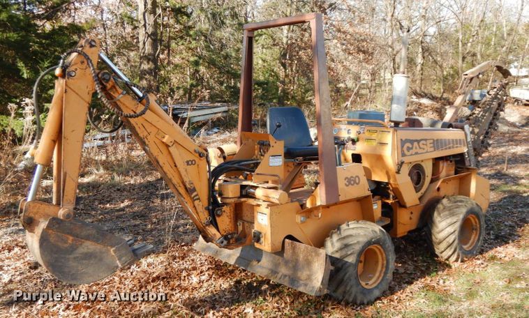 image for item FG9699 1989 Case 360G  trencher