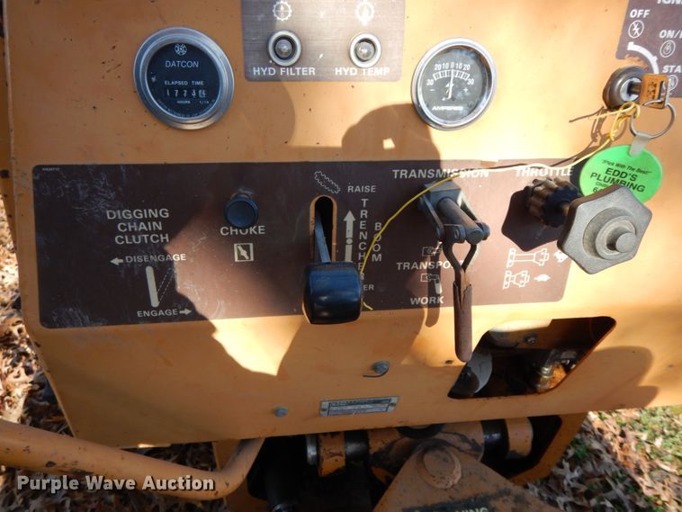 image for item FG9699 1989 Case 360G  trencher