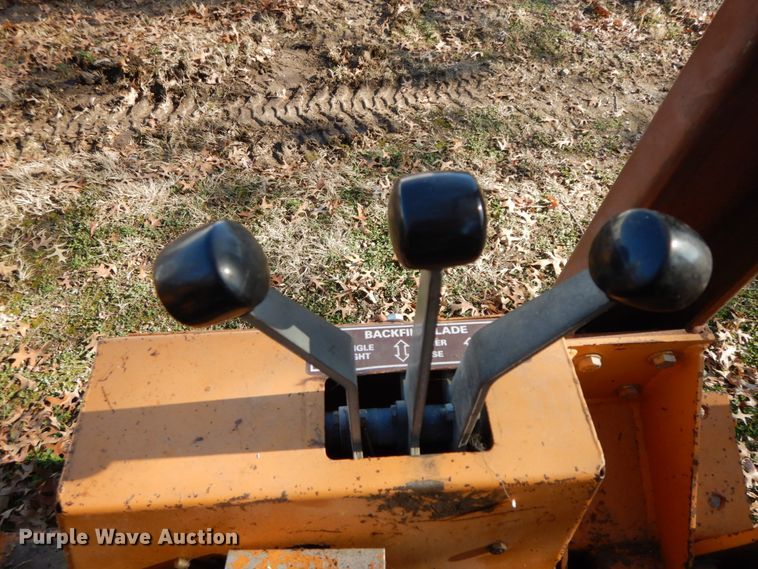 image for item FG9699 1989 Case 360G  trencher