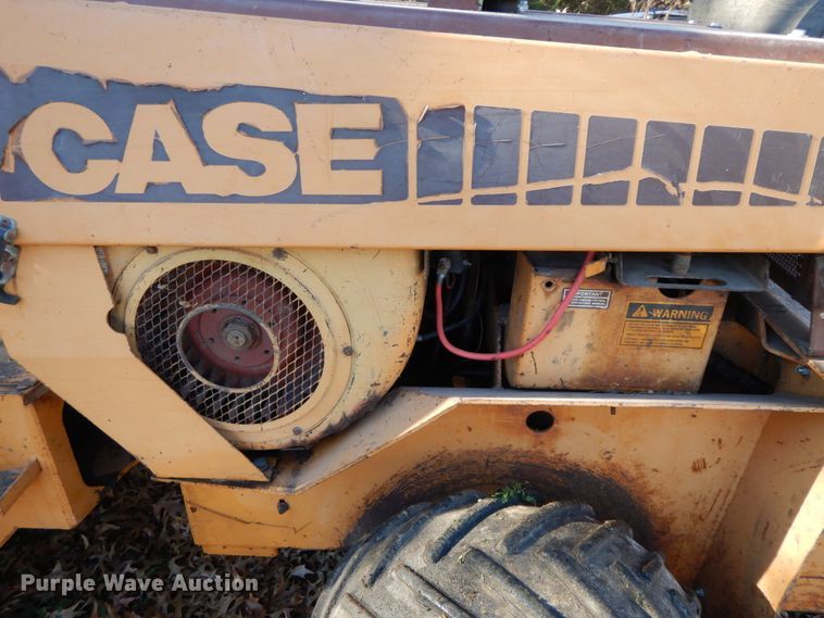 image for item FG9699 1989 Case 360G  trencher