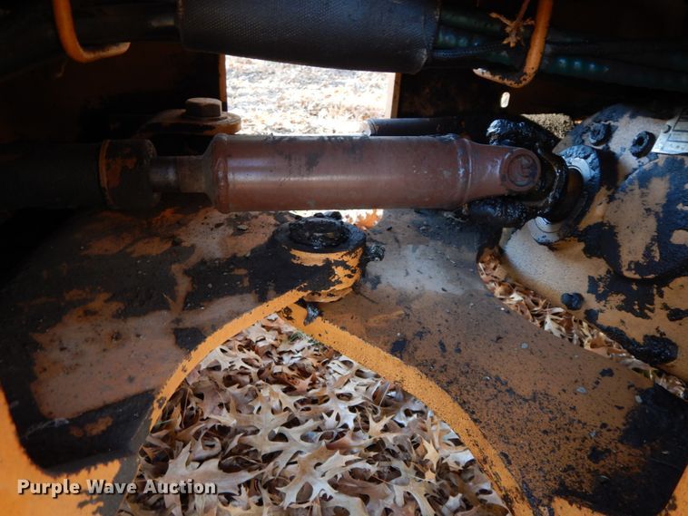 image for item FG9699 1989 Case 360G  trencher