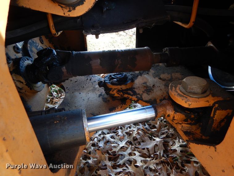 image for item FG9699 1989 Case 360G  trencher