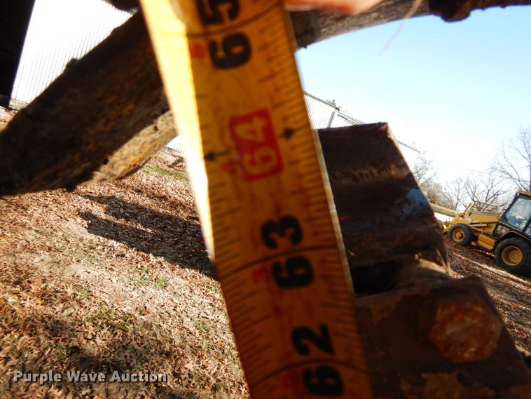 image for item FG9699 1989 Case 360G  trencher