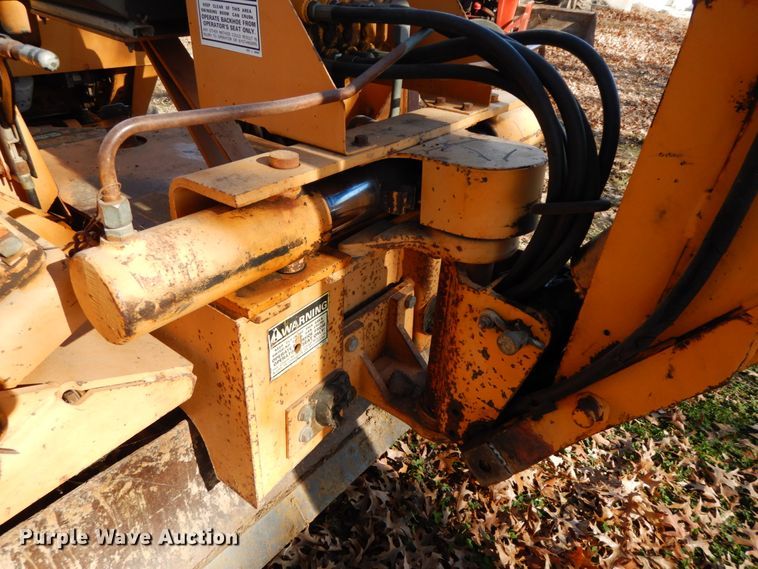 image for item FG9699 1989 Case 360G  trencher