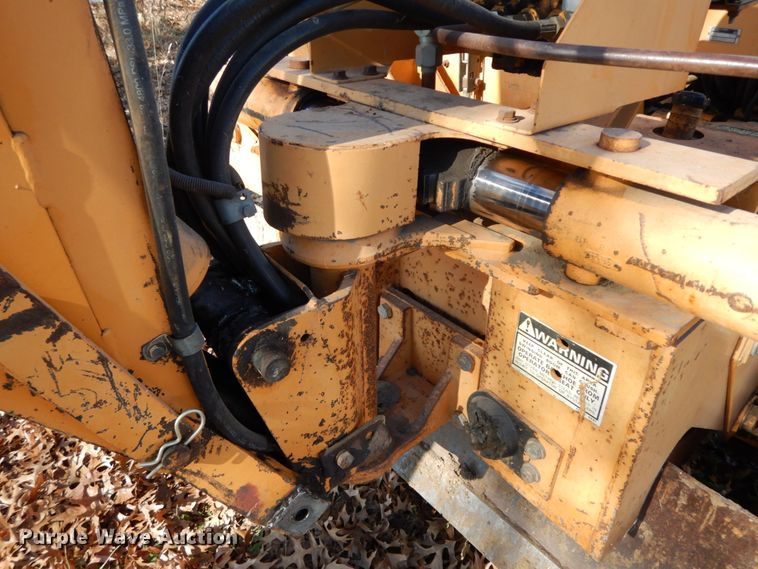 image for item FG9699 1989 Case 360G  trencher