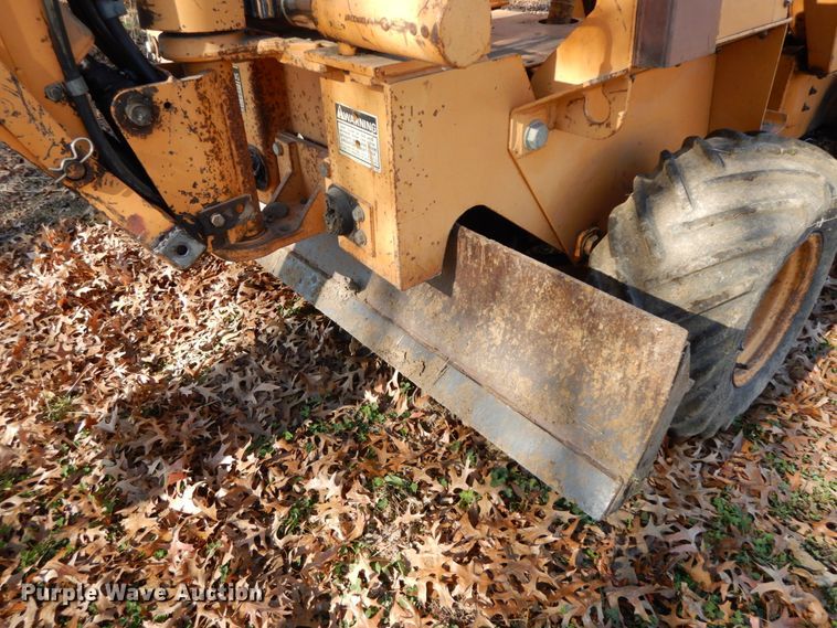 image for item FG9699 1989 Case 360G  trencher