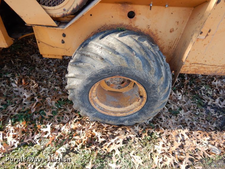 image for item FG9699 1989 Case 360G  trencher