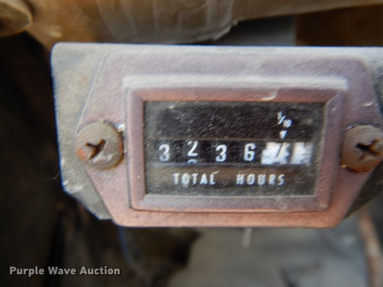 image for item FG9707 1991 Ford F800  bucket truck