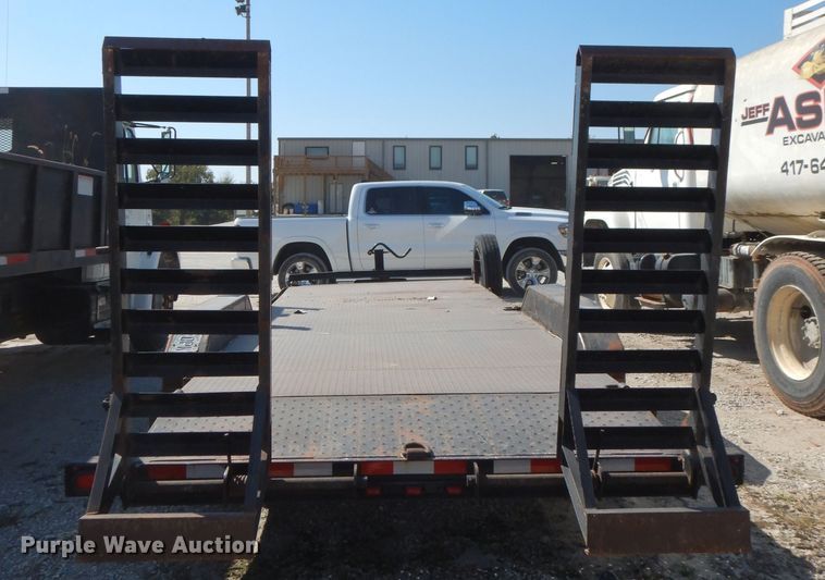 image for item FR9220 2015 Trailerman equipment trailer