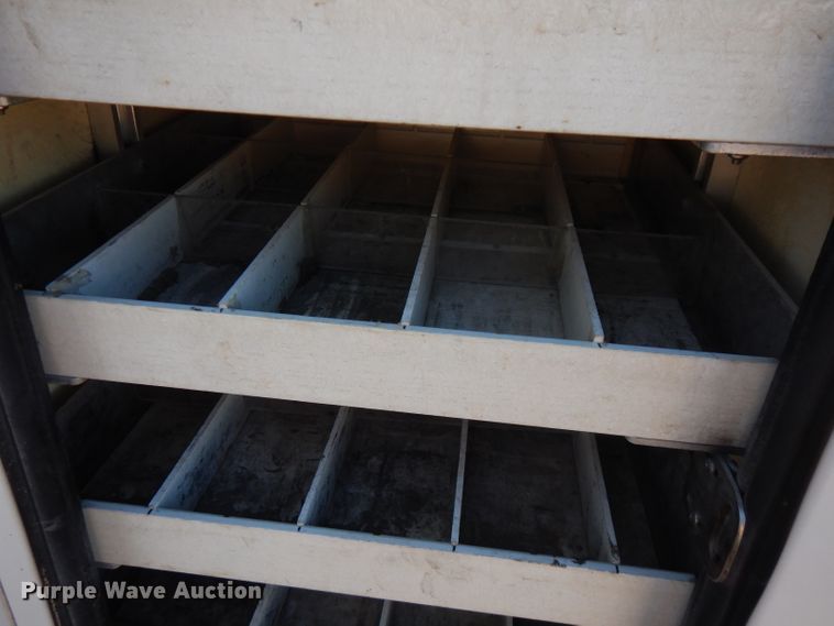 image for item FW9875 2009 Freightliner Business Class M2  bucket truck