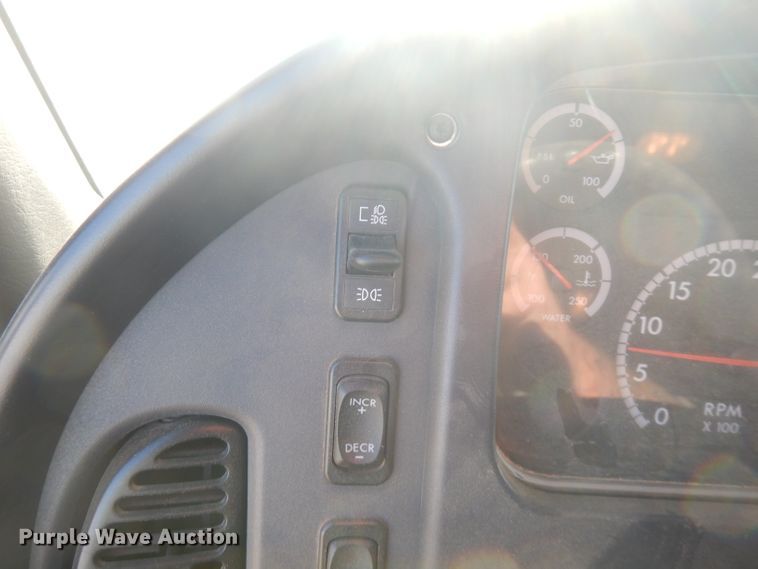 image for item FW9875 2009 Freightliner Business Class M2  bucket truck