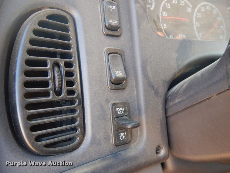 image for item FW9875 2009 Freightliner Business Class M2  bucket truck