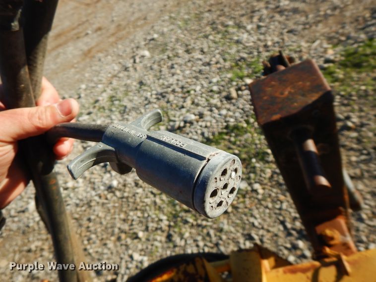 image for item FW9876 1988 Butler pole trailer